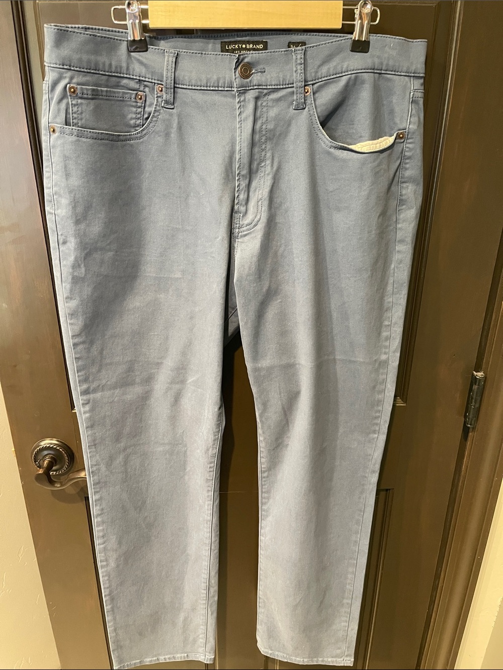 Lucky Brand Men's Pale Blue Slim Straight Jeans 36x30